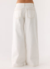 Neo Low Rise Wide Leg Denim Jeans - Ivory